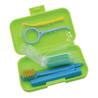 DENTAL CARE TRAVEL KIT